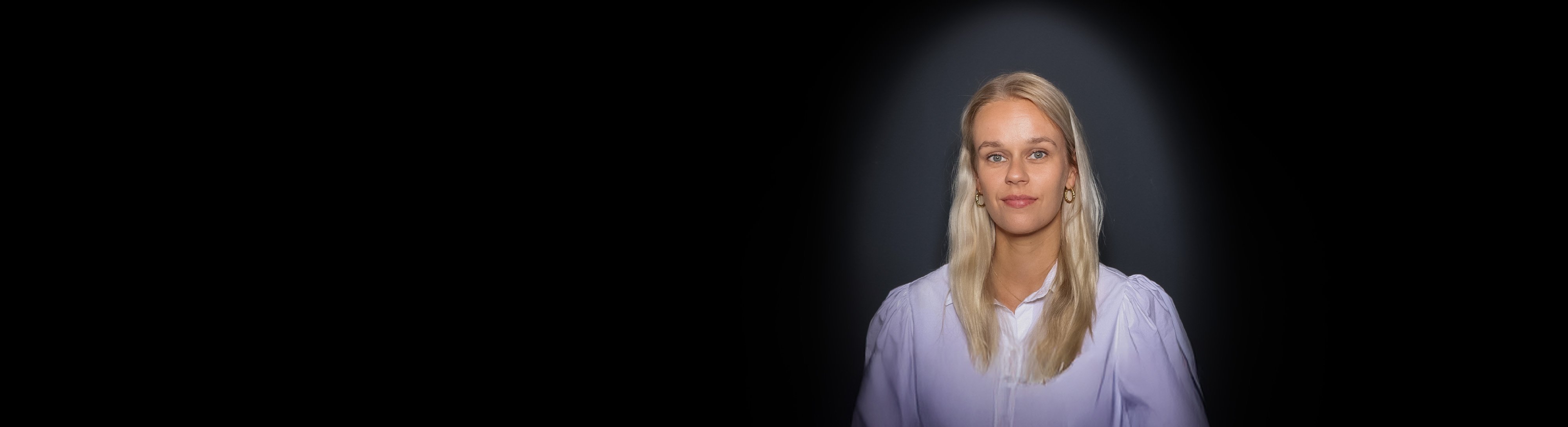 Laura Dikhoff