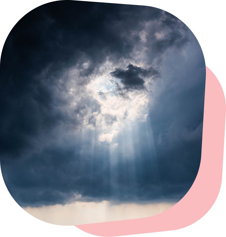 storm, donkere wolken